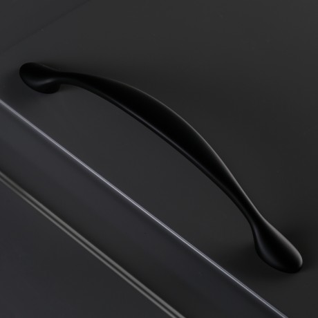 Ручка меблева GTV Camai L=160мм, C=128мм, чорний матовий